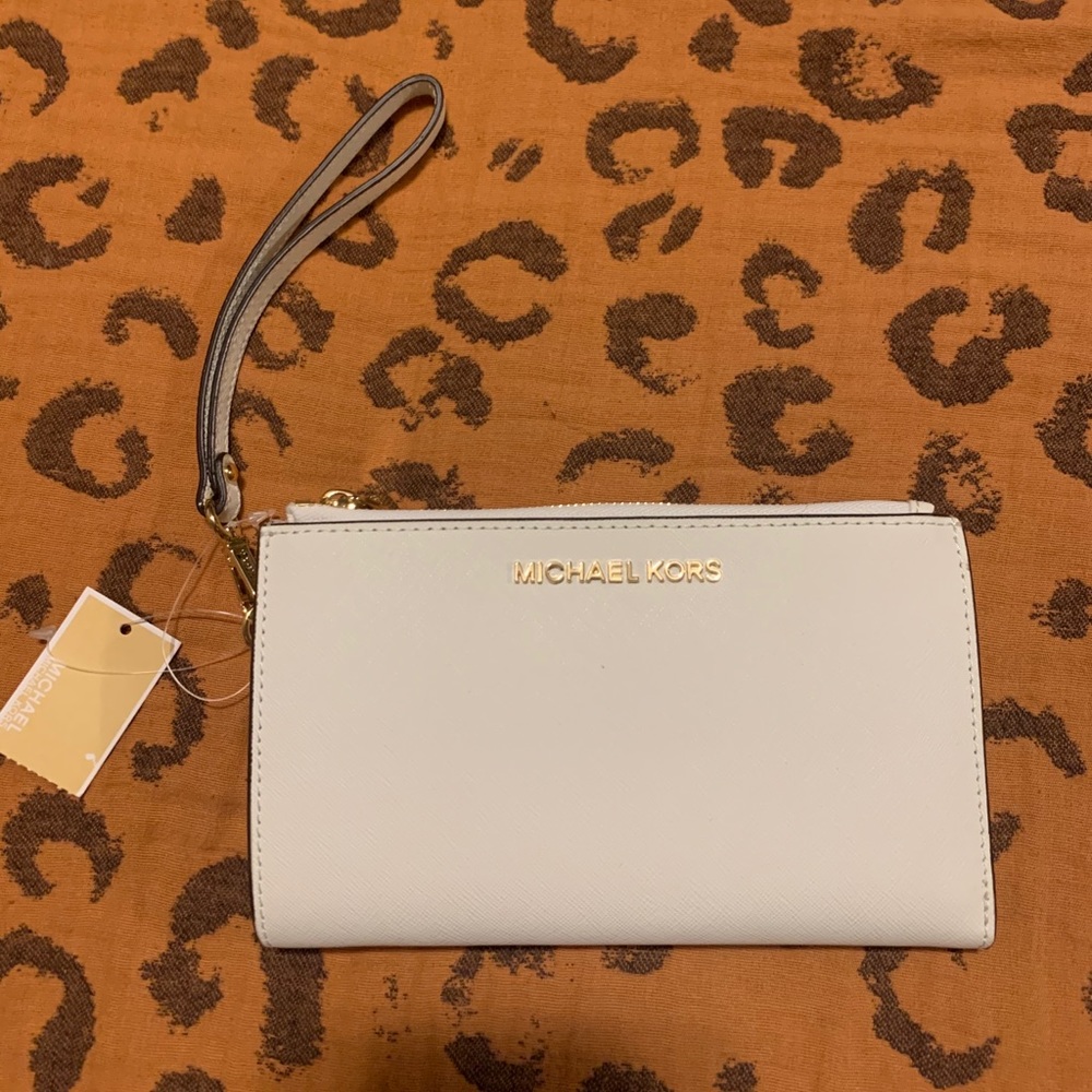 Michael kors wristlet/wallet